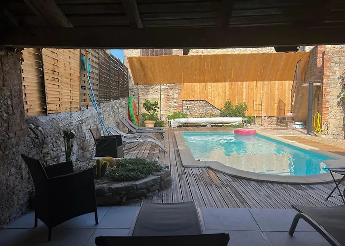 Magnanerie Avec Piscine En Coeur De Village Villa *